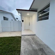 Apartamento a la renta en 3310 SW 24th Ter, Miami FL 33145