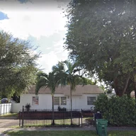 Casa a la renta en 326 NW 103rd St, Miami FL 33150