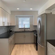 Apartamento a la venta en 1530 NE 191st St # 346, Miami FL 33179