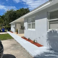 Apartamento a la renta en 802 N 58th Ave, Hollywood FL 33021