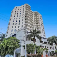 Apartamento a la venta en 9751 E Bay Harbor Dr # 10D, Bay Harbor Islands FL 33154