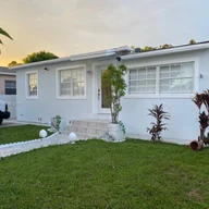 Casa a la venta en 85 NW 118th St, Miami FL 33168