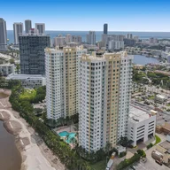 Apartamento a la venta en 1755 E Hallandale Beach Blvd # 603E, Hallandale Beach FL 33009