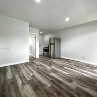 Apartamento a la renta en 750 NW 9th Ave # 1A, Hallandale Beach FL 33009