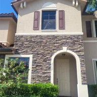 Casa a la renta en 3537 W 89th Pl, Hialeah FL 33018