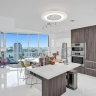 Apartamento a la venta en 851 NE 1st Ave # 2104, Miami FL 33132