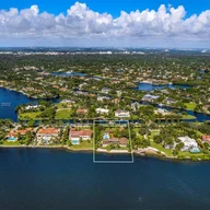 Casa a la venta en 140 Arvida Pkwy, Coral Gables FL 33156