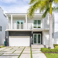 Casa a la renta en 8275 NW 33rd Ter, Doral FL 33122