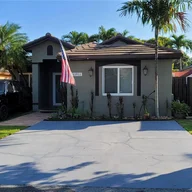 Casa a la venta en 13911 SW 151st Ave, Miami FL 33196