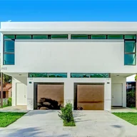 Casa a la venta en 1121 SW 12, Miami FL 33129