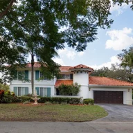 Casa a la venta en 4040 Palmarito St, Coral Gables FL 33146