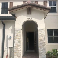 Casa a la renta en 12437 NW 23rd Court, Miami FL 33167