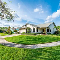 Casa a la venta en 235 SE 9th St, Dania Beach FL 33004