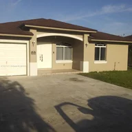 Casa a la venta en 20165 NW 38th Ct, Miami Gardens FL 33055
