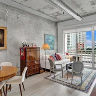 Apartamento a la venta en 2001 Biscayne Blvd # 3611, Miami FL 33137