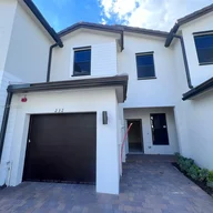 Home for rent in 232 SW 159 Ter # 232, Pembroke Pines FL 33027