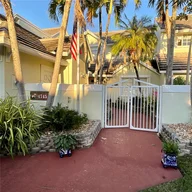 Casa a la renta en 4745 NW 98th Pl, Doral FL 33178