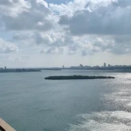 Apartamento a la venta en 1800 NE 114th St # 2309, Miami FL 33181