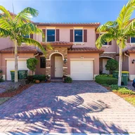 Casa a la venta en 120 SE 37th Ter # 0, Homestead FL 33033