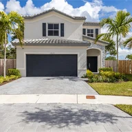 Casa a la venta en 1429 SE 27th Ter, Homestead FL 33035