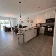 Apartamento a la venta en 8899 Cabot Cliffs DR # 101, Davenport FL 33896