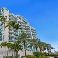 Apartamento a la venta en 3131 NE 188 St # 806, Aventura FL 33180