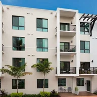 Apartamento a la venta en 8001 NW 41 st # 411, Doral FL 33166