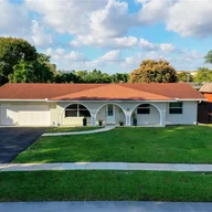 Casa a la venta en 7481 NW 14th St, Plantation FL 33313