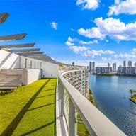 Apartamento a la venta en 3250 NE 188th St, Aventura FL 33180