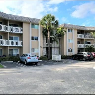 Apartamento a la venta en 7480 Miami Lakes Dr # G208, Miami Lakes FL 33014