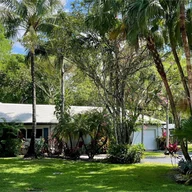 Casa a la venta en 1128 W Cypress Dr # 15, Pompano Beach FL 33069