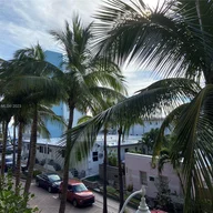 Apartamento a la venta en 777 N Ocean # N212, Hollywood FL 33019