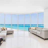Apartamento a la venta en 18101 Collins Ave # 909, Sunny Isles Beach FL 33160