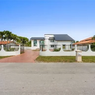 Casa a la venta en 2821 SW 130th Ave, Miami FL 33175
