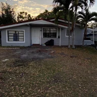 Casa a la venta en 2280 Havana Dr, Miramar FL 33023