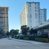 Apartamento a la venta en 301 174th St # 1406, Sunny Isles Beach FL 33160