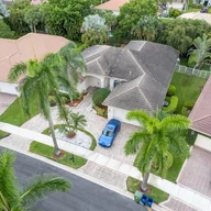 Casa a la venta en 1807 Victoria Pointe Cir, Weston FL 33327