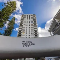 Apartamento a la venta en 2780 NE 183rd St # 409, Aventura FL 33160