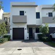 Casa a la venta en 9178 SW 5th Ln # 9178, Miami FL 33174