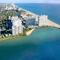 Apartamento a la venta en 2100 S Ocean Ln # 207, Fort Lauderdale FL 33316