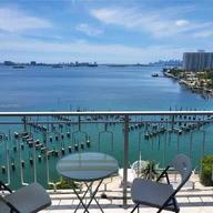 Apartamento a la venta en 11111 N Biscayne Blvd # 12F, North Miami Beach FL 33181