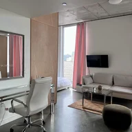 Apartamento a la venta en 151 SE 1st St # 1404, Miami FL 33131