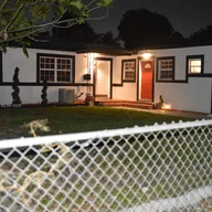 Casa a la venta en 16018 NE 9th Pl, North Miami Beach FL 33162