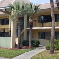 Apartamento a la renta en 1733 W Meadows Cir W # 1733, Boynton Beach FL 33436