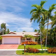 Casa a la venta en 223 SE 9th St, Dania Beach FL 33004
