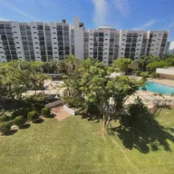 Apartamento a la renta en 17011 N Bay Rd # 412, Sunny Isles Beach FL 33160