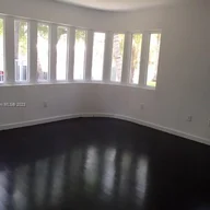 Apartamento a la venta en 557 Michigan Ave # 112, Miami Beach FL 33139