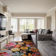 Casa a la venta en 716 NE 7th St, Hallandale Beach FL 33009