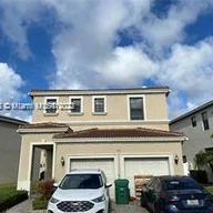 Casa a la venta en 853 NE 191 Street, Miami FL 33179