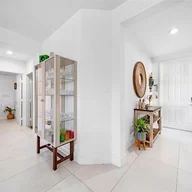 Casa a la venta en 10799 NW 75th St, Doral FL 33178